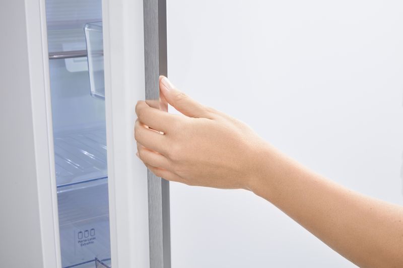 Geladeira-Frost-Free-Panasonic-White-Glass-NR-BB53GV3W-425L